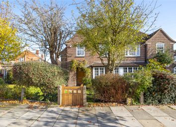 Thumbnail 3 Bedroom Semi Detached House For Sale In Latimer Gardens Pinner Middle Thumbnail 3 Bedroom Semi Detached House For Sale In Latimer Gardens Pinner Middle