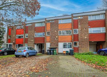 Thumbnail 3 bed flat to rent in Westerdale, Hemel Hempstead