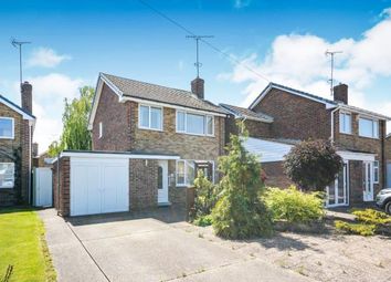 3 Bedrooms Detached house for sale in Sandgate Avenue, Mansfield Woodhouse, Mansfield, Nottinghamshire NG19