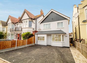Thumbnail 4 bed detached house to rent in Pembury Road, Westcliff-On-Sea