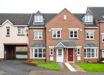 Thumbnail Terraced house for sale in Middlewood Close, Solihull