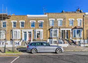 Thumbnail Flat to rent in Mountgrove Road, Highbury, London