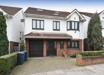 6 Bedrooms Detached house to rent in Lyndhurst Gardens, London N3
