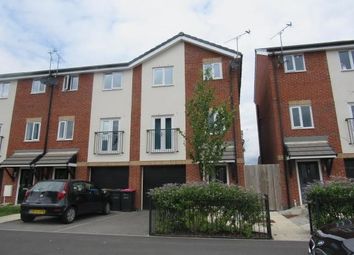 3 Bedroom Town house for rent