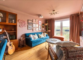 Buxhall Crescent, E9