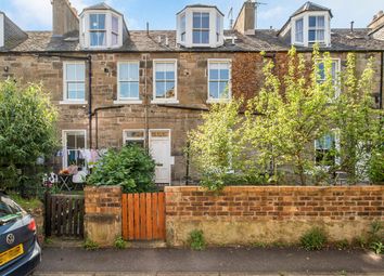 Thumbnail Flat for sale in Bell Place, Edinburgh