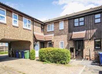 2 Bedrooms Terraced house to rent in Shelley Place, Tilbury RM18