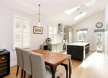 Thumbnail Flat for sale in Niton Street, London