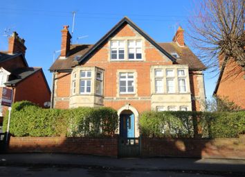 2 Bedrooms Flat to rent in Saint Andrew's Road, Henley-On-Thames RG9