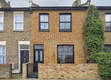 Thumbnail Terraced house to rent in Latimer Road, London