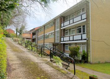 Thumbnail Flat to rent in Westhall Road, Warlingham