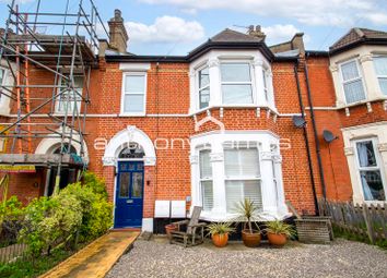 Thumbnail Flat to rent in Greenvale Road, Eltham, London