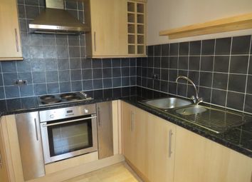 Thumbnail 2 bedroom flat for sale in Lowdale Close, Hull