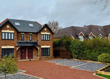 Thumbnail Semi-detached house to rent in Forest Road, Binfield, Bracknell