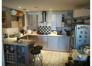 2 Bedrooms Flat to rent in Whitworth Street West, Manchester M1