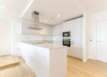 Thumbnail Flat to rent in Fitzgerald Court, Angel, London