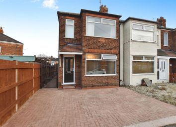 Thumbnail 3 bed end terrace house for sale in Linkfield Road, Hull