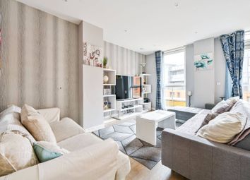 Thumbnail Flat to rent in Cable Walk, Greenwich, London