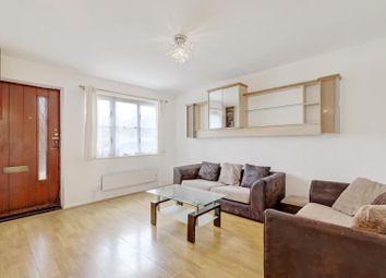 2 Bedrooms Flat to rent in Anderson Close, North Acton, London W3