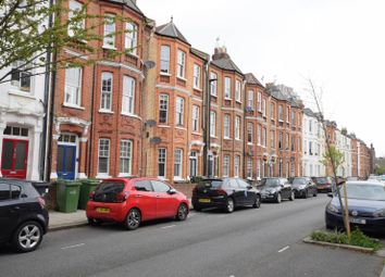 Thumbnail 1 bedroom flat to rent in Hackford Road, Oval, London