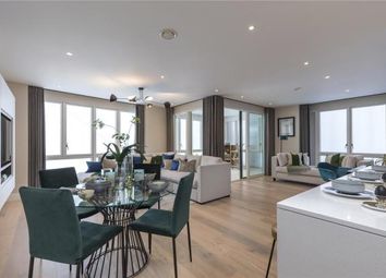 2 Bedrooms Flat for sale in Perseus Court, Blackwall Reach, London E14