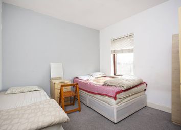 Thumbnail Flat to rent in Harold Road, Upton Park, London