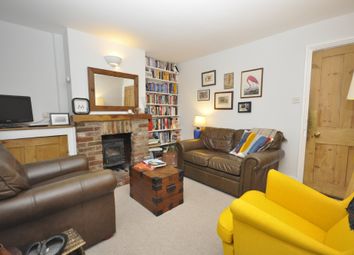 2 Bedrooms Terraced house to rent in Summers Road, Farncombe, Godalming GU7