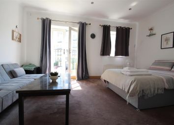 Thumbnail Room to rent in Busby Place, Camden