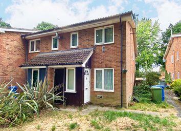Thumbnail 1 bed end terrace house to rent in Chiltern Avenue, Farnborough
