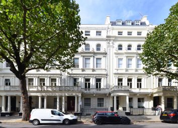 Thumbnail 2 bedroom flat to rent in Queens Gate, South Kensington, London