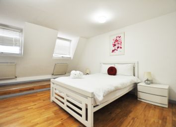 Thumbnail 1 bed flat to rent in Voss Street, London