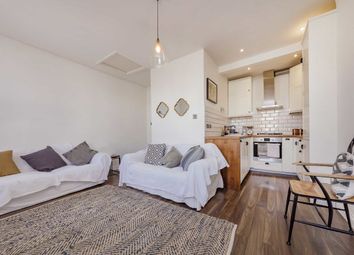 Thumbnail Flat to rent in Northchurch Road, London