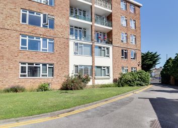 2 bed maisonette for sale in London Road, Westcliff-On-Sea SS0