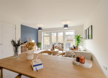 Living Area (2).Jpg