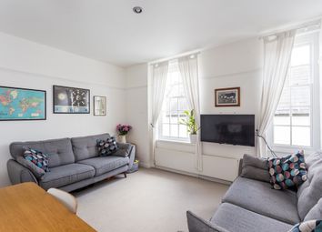 2 Bedrooms Flat for sale in Savill Row, Woodford Green IG8