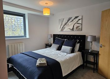 Thumbnail Flat to rent in Millharbour, South Quay