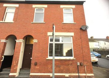 Thumbnail Property to rent in Queen Street, Barry