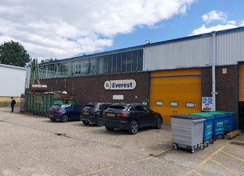 Thumbnail Warehouse to let in Goldsworth Park Trading Estate, Woking