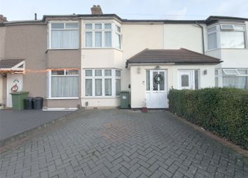 Thumbnail 3 bed detached house to rent in Manser Road, Rainham