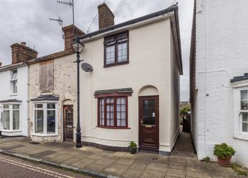 Faversham - End terrace house for sale