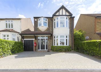 4 Bedrooms Detached house for sale in Balmoral Road, Romford RM2