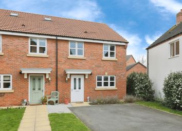 Thumbnail Semi-detached house for sale in Horseshoe Crescent, Wellesbourne, Warwick