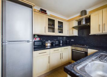 Thumbnail 3 bed maisonette to rent in Belle Vue Gardens, Brighton