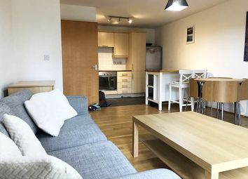 2 Bedrooms Flat to rent in Effra Street, Brixton, London SW2