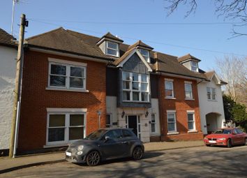 Thumbnail Flat to rent in Station Road, Godalming