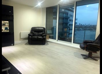 2 Bedrooms Flat to rent in Basin Approach, Canning Town E15