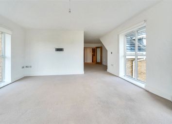 Thumbnail 2 bed flat for sale in Oakwood Avenue, Beckenham