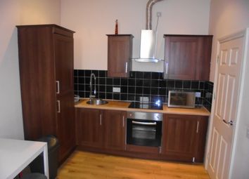 2 Bedrooms Flat to rent in The Royal Oak Apartments, 29A Kirkgate, Leeds LS2