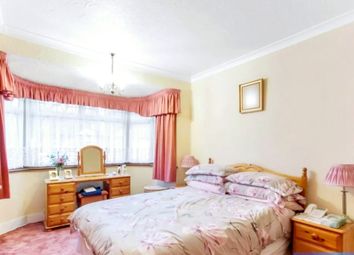 Thumbnail Terraced house to rent in Elstree Gardens, London