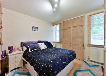 Thumbnail 1 bed flat for sale in Arnewood Close, Roehampton, London